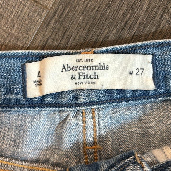 Abercrombie Jean shorts - Picture 3 of 3